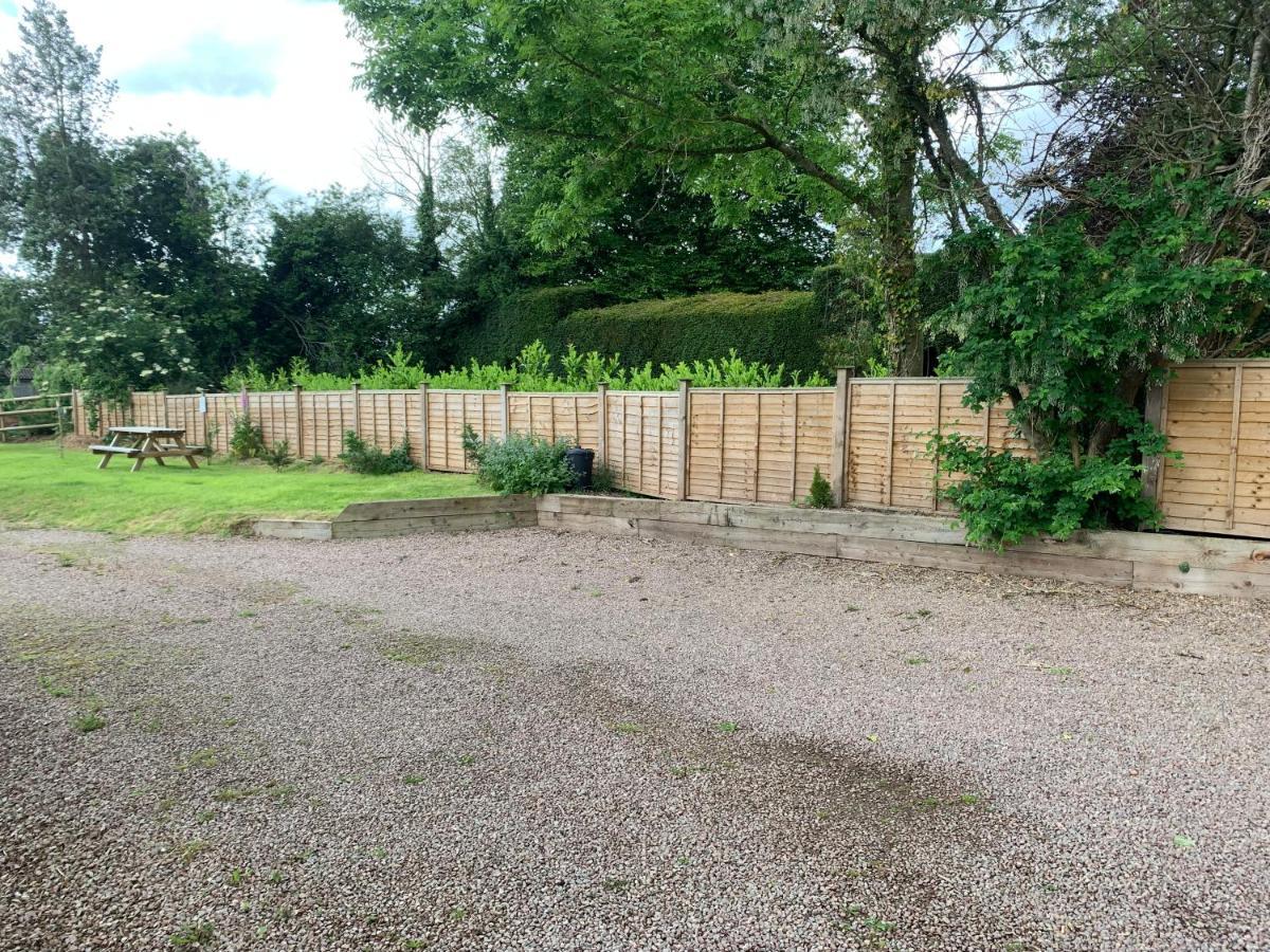 Hedgehog Lodge Colwall エクステリア 写真