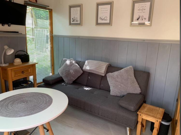 Hedgehog Lodge Colwall エクステリア 写真