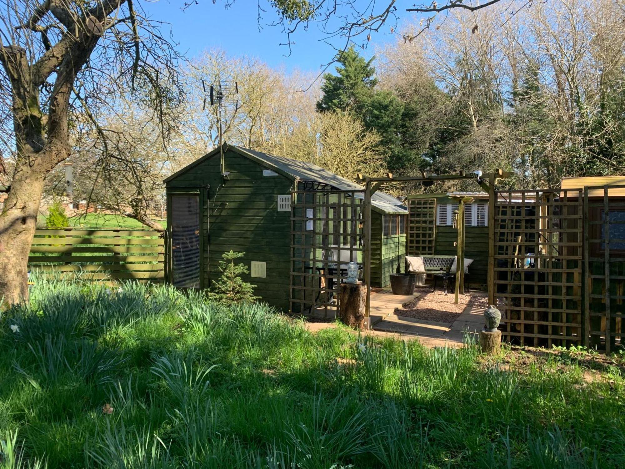 Hedgehog Lodge Colwall エクステリア 写真